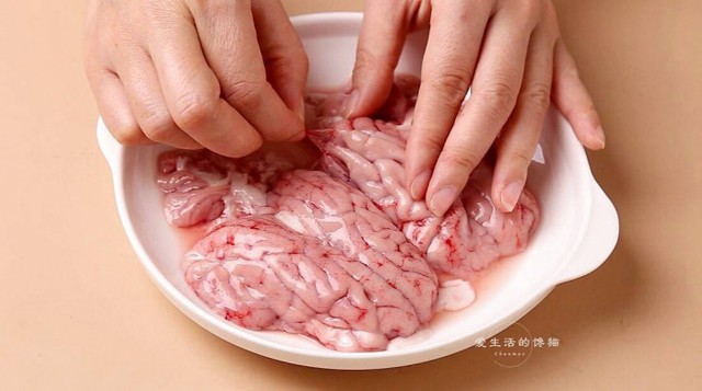 Ăn thịt lợn cần tránh 8 món này, dù có thích mê cũng nên &quot;ăn càng ít càng tốt&quot; nếu không muốn bệnh tật lúc tuổi già - Ảnh 5.