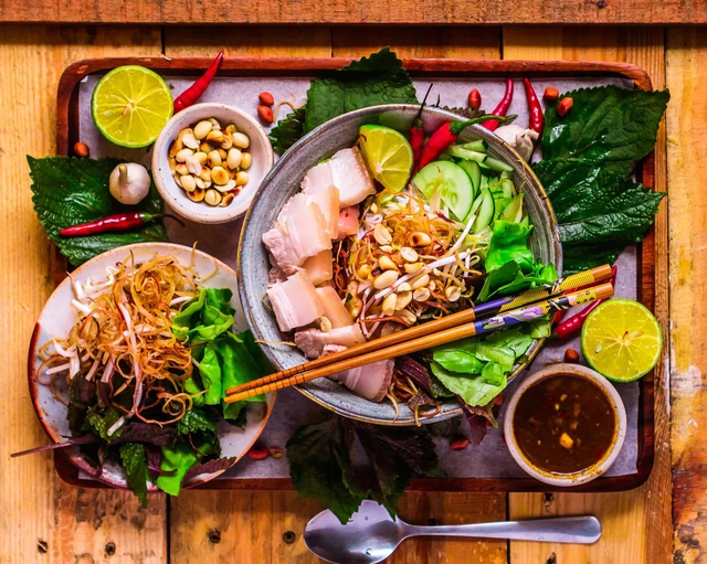 11 món ăn ngon khó cưỡng ở Đà Nẵng khiến thực khách mê mẩn - Ảnh 6.