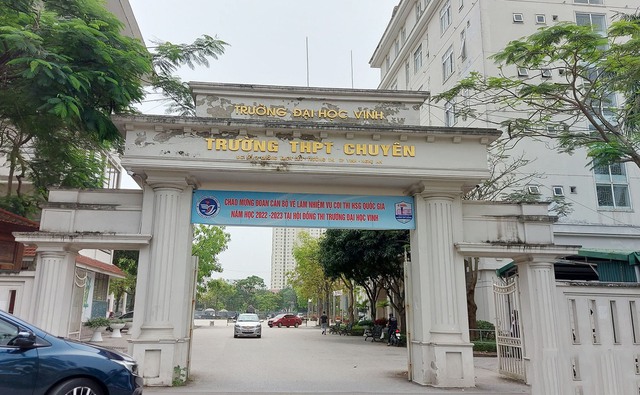 Tin mới nhất về vụ nữ sinh trường chuyên Nghệ An tự tử vì bị xa lánh - Ảnh 2.