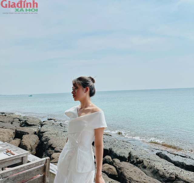 Kỳ nghỉ gõ cửa, biển xanh Phú Quốc vẫy gọi du khách khắp mọi miền (Phần 2) - Ảnh 2.