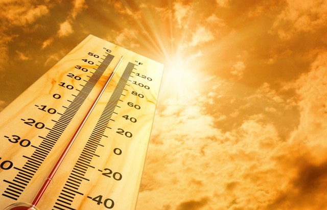 Dự báo thời tiết ngày mai 22/4: Nắng nóng bủa vây khắp nơi, mức nhiệt 40 độ nhiều nơi vẫn chưa hạ  - Ảnh 1.