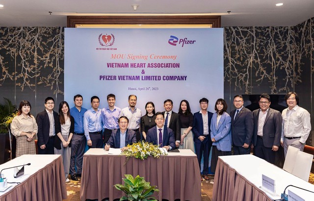 Pfizer Việt Nam ký kết Biên bản ghi nhớ dự án “Sức khỏe Tim mạch cộng đồng” với Hội Tim Mạch Học Việt Nam nhằm nâng cao năng lực của nhân viên y tế trong chẩn đoán và điều trị các bệnh lý tim mạch - Ảnh 1.