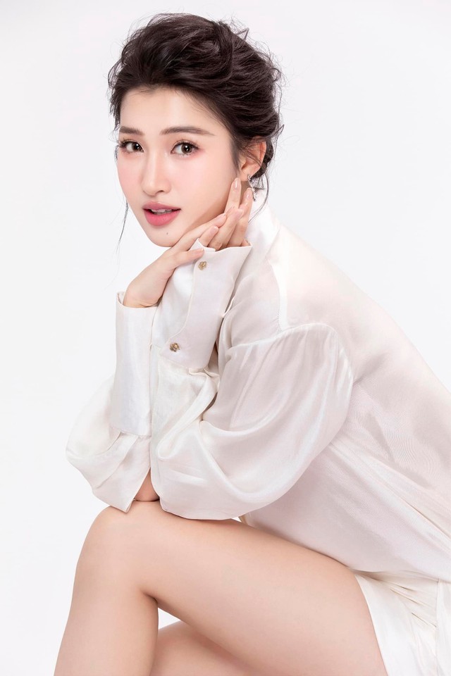 Á hậu gốc Thanh Hóa 'nối gót' Phương Anh dự thi Hoa hậu Quốc tế 2023 - Ảnh 2.