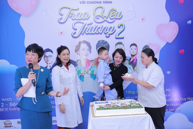 Nghệ sĩ Trà My, Xuân Nghĩa trao yêu thương cho bệnh nhi nhân ngày 1/6   - Ảnh 5.