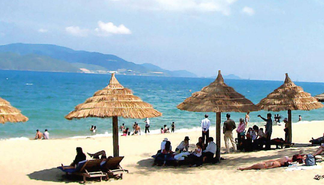 6 bãi biển check in Quảng Ninh đẹp ngất ngây (P1) - Ảnh 4.
