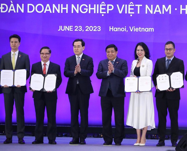 T&T Group “bắt tay” với các đối tác hàng đầu Hàn Quốc 
phát triển dự án LNG và hydrogen tại Việt Nam - Ảnh 3.