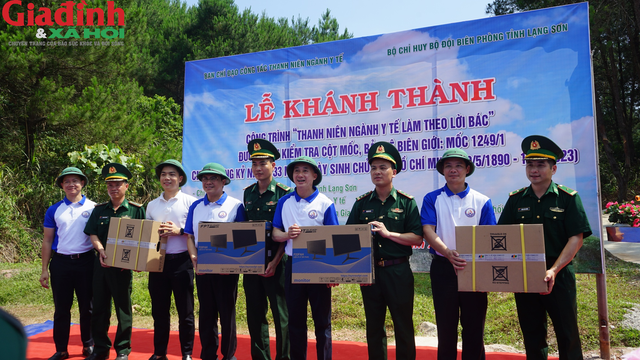 Ngày hội &quot;Thầy thuốc trẻ làm theo lời Bác, tình nguyện vì sức khỏe cộng đồng tại Lạng Sơn năm 2023 - Ảnh 14.