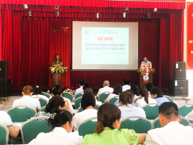 Quảng Ninh: Huyện Vân Đồn tổ chức hội nghị truyền thông dân số - Ảnh 1.