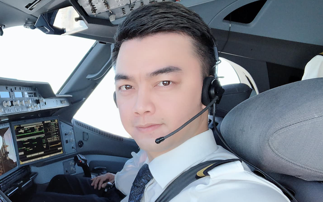 Đối diện án phạt sa thải từ Vietnam Airlines vì sử dụng chất cấm, phi công Phạm Hà Duy có động thái gây chú ý trên trang cá nhân hơn 40 nghìn lượt theo dõi 
 - Ảnh 1.