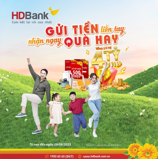 HDBank tặng gần 4 tỷ đồng cho khách hàng gửi tiết kiệm - Ảnh 1.