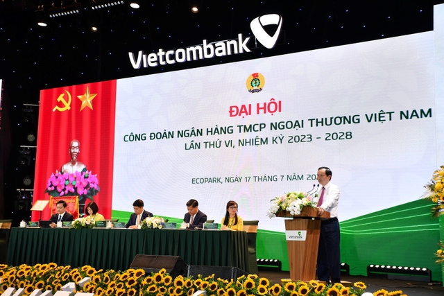 20230717dktdai-hoi-6-cong-doan-vcb-12-16897499140461743103197.jpg