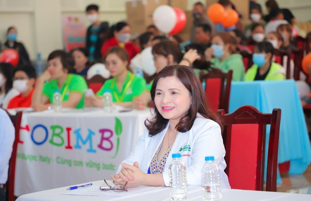 Nỗ lực vì trẻ em, "Hành trình vi chất" nhận được sự ủng hộ từ nhiều bác sĩ đầu ngành trên toàn quốc - Ảnh 4. Nỗ lực vì trẻ em, "Hành trình vi chất" nhận được sự ủng hộ từ nhiều bác sĩ đầu ngành trên toàn quốc - Ảnh 4.
