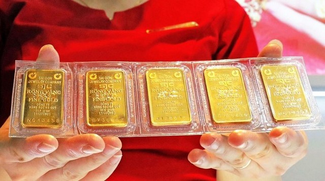 Giá vàng hôm nay 6/7: Vàng SJC cao hơn hẳn vàng thế giới - Ảnh 2.