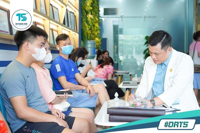 Những điều ít biết về bác sĩ Phạm Thành Sơn của Phòng khám Sản phụ khoa Dr Thành Sơn tại Hà Nội - Ảnh 2.