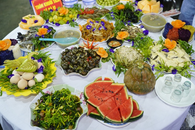 Những mâm cỗ với nhiều món ăn đặc sản Na Hang mang đậm nét ẩm thực vùng cao - Ảnh 10.