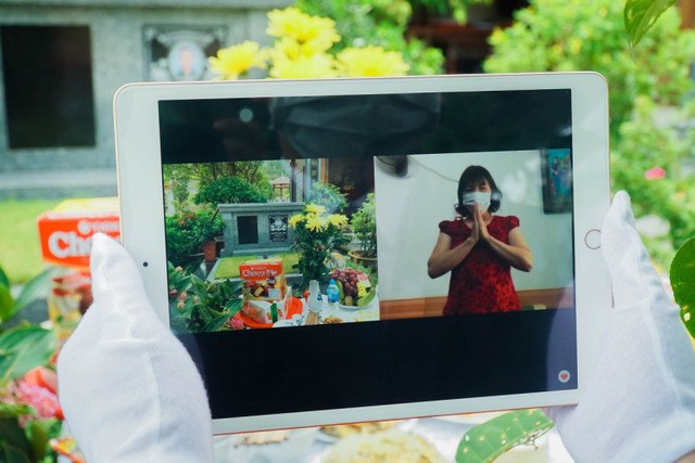 Đại gia đình gần 20 thành viên ở Đắk Nông, Sài Gòn thực hành lễ Vu Lan báo hiếu bằng 'video call' - Ảnh 3.