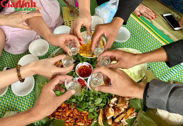 Rước đèn tại Lễ hội Trung thu lớn nhất Việt Nam, nhớ thưởng thức những món đặc sản Tuyên Quang này nhé - Ảnh 5.