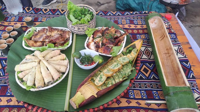 Cận cảnh món &quot;vũ nữ chân dài&quot; là một trong những tinh hoa ẩm thực Việt tại Lễ hội ẩm thực Tuyên Quang - Ảnh 11.