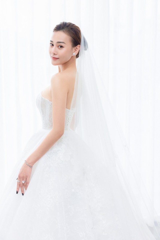 9 bộ váy cưới lộng lẫy nhất năm 2016 của sao Việt - Thời trang - Việt Giải  Trí