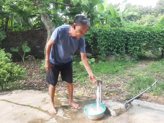 Hà Trung (Thanh Hoá): Công ty TNHH TMDV xây dựng môi trường nước sạch Hà Trung bán nước cho người dân khi chưa được cấp có thẩm quyền cho phép - Ảnh 2.