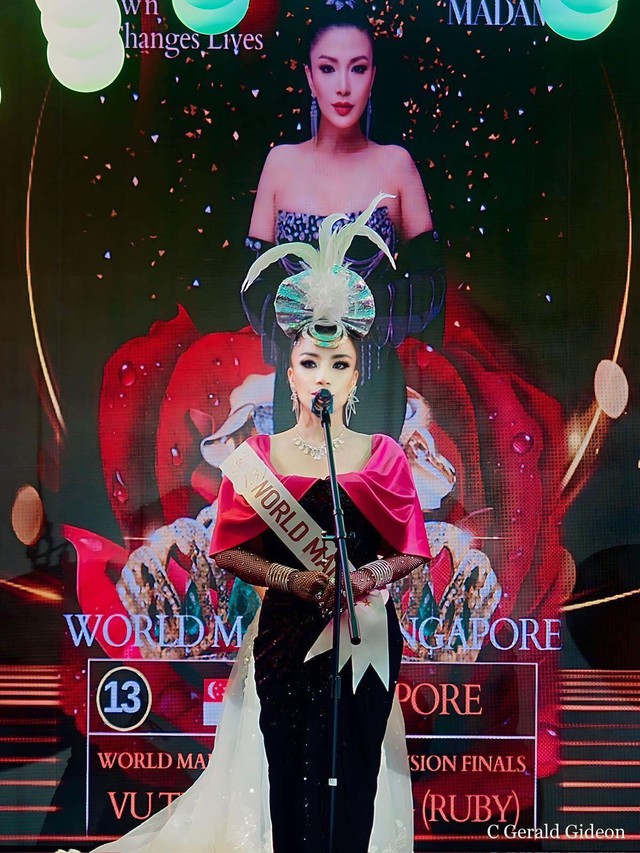 Người đẹp gốc Tuyên Quang giành vương miện World Madam Singapore 2023 - Ảnh 2.