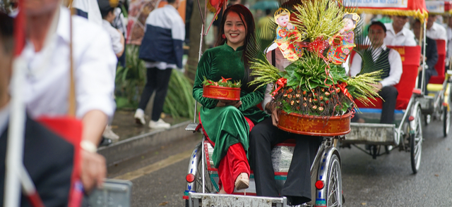Festival Thu Hà Nội 2023: Nhiều hoạt động hấp dẫn thu hút hàng ngàn người đến với Thủ đô - Ảnh 2.