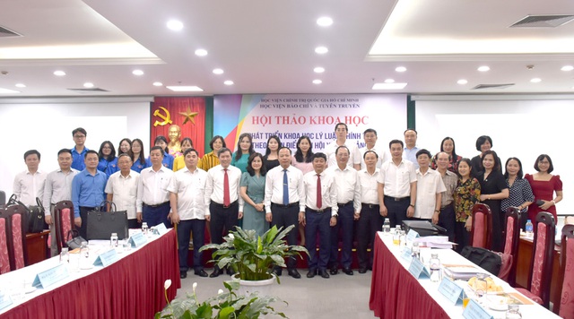 Ph&aacute;t triển khoa học l&yacute; luận ch&iacute;nh trị theo quan điểm Đại hội XIII của Đảng

 - Ảnh 14.