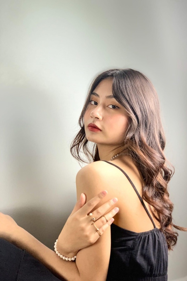 Nhan sắc đời thường của tân Hoa hậu Hoàn vũ Việt Nam 2023 Bùi Thị Xuân Hạnh