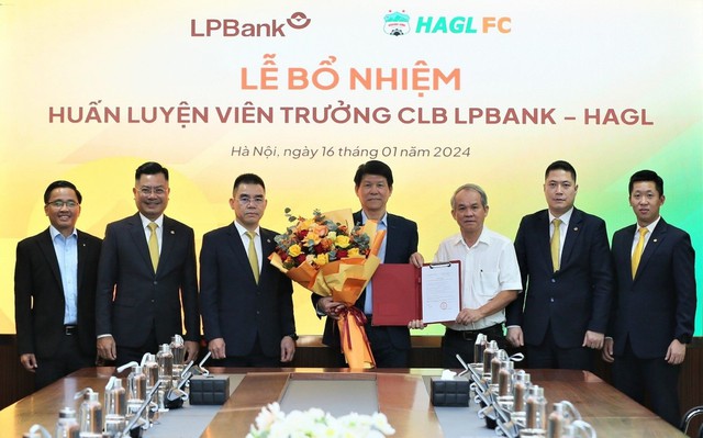 CLB Bóng đá LPBank Hoàng Anh Gia Lai bổ nhiệm ông Vũ Tiến Thành làm HLV trưởng  - Ảnh 1.