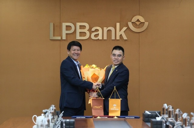 CLB Bóng đá LPBank Hoàng Anh Gia Lai bổ nhiệm ông Vũ Tiến Thành làm HLV trưởng  - Ảnh 2.