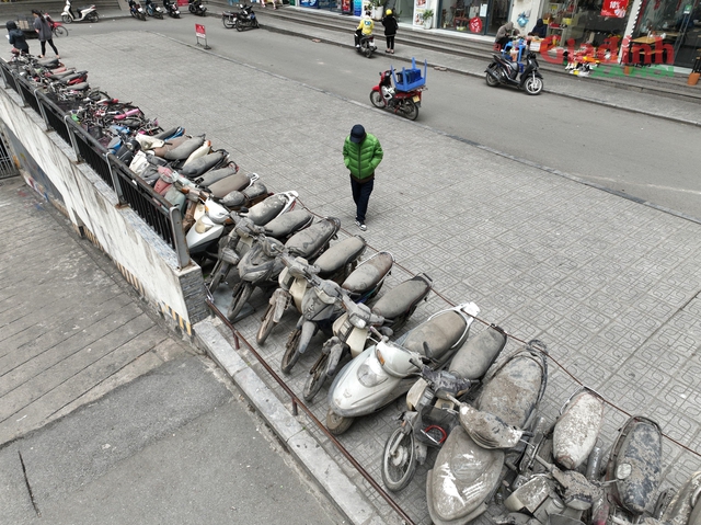 Hà Nội: 170 xe máy, xe đạp phủ bụi, vô chủ ở chung cư HH Linh Đàm có dễ dàng thanh lý? - Ảnh 2.