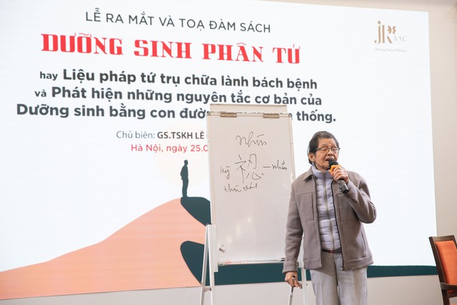GS. TSKH Lê Đình Phái ra mắt cuốn sách dưỡng sinh ở tuổi 86 - Ảnh 1.