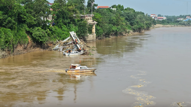 Vụ sập cầu Phong Châu (Phú Thọ): Dừng tìm kiếm nạn nhân mất tích- Ảnh 1.