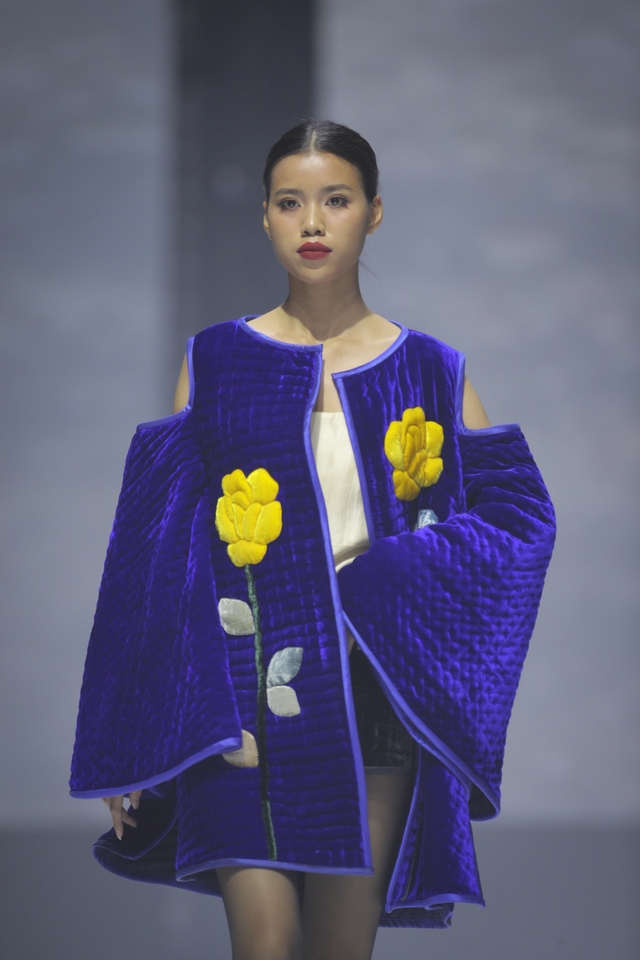 duc-hung-fashion-week-4-1731555662352734417637.jpg