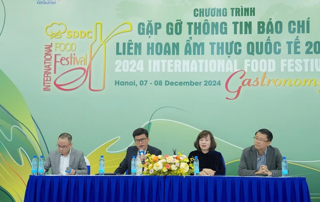 Liên hoan Ẩm thực Quốc tế 2024: Đến Ngoại giao đoàn thưởng thức các món ăn công phu của nhiều nước trên thế giới- Ảnh 1.