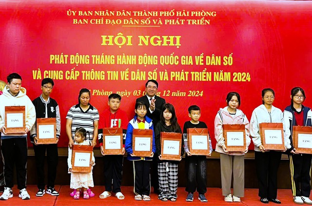 Tháng hành động Quốc gia về Dân số năm 2024 tại Hải Phòng: Huy động sự tham gia của toàn xã hội- Ảnh 2.