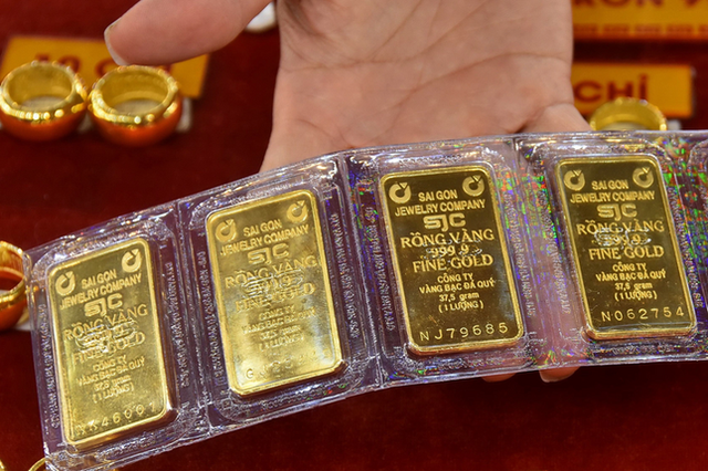 Giá vàng hôm nay 1/2: Vàng tăng giá cực mạnh, sắp 78 triệu/lượng - Ảnh 2.