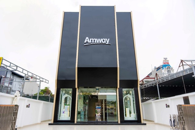 Amway Việt Nam khai trương chuỗi siêu thị và trung tâm trải nghiệm đầu năm mới 
 - Ảnh 1.