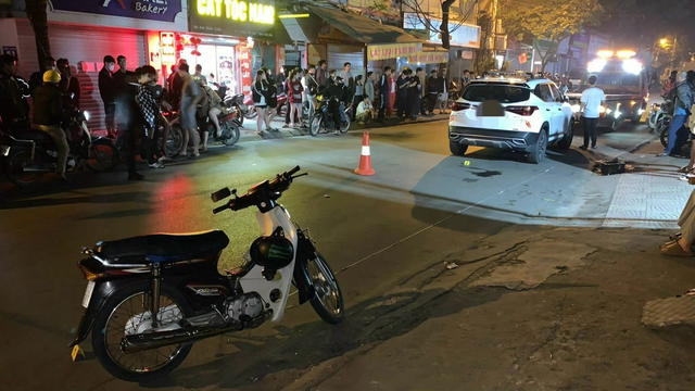 Thông tin mới vụ nữ tài xế ô tô có nồng độ cồn va chạm giao thông ở đường Trần Cung - Ảnh 1.