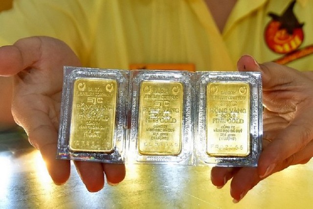 Giá vàng hôm nay 22/3: Vì sao vàng miếng giảm sâu, vàng nhẫn Mi Hồng, Bảo Tín Minh Châu xuống dưới 69 triệu đồng/lượng?- Ảnh 2.