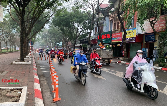 Trường học đầu tiên được Hà Nội thí điểm cấm ô tô qua cổng trường - Ảnh 3.