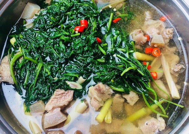 Thời tiết thay đổi thất thường, người Việt nên ăn loại rau này để trị bệnh đau đầu và giảm đau xương khớp  - Ảnh 3.