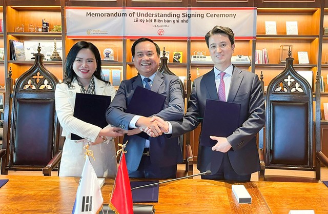 Tỉnh Quảng Trị và T&T Group hợp tác chuyển đổi năng lượng - tăng trưởng xanh với Tập đoàn SK (Hàn Quốc)- Ảnh 1.