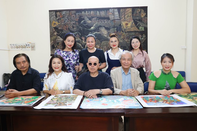 NTK Hoàng Ly làm giám khảo cuộc thi vẽ tranh 'Hoan hô chiến sĩ Điện Biên' - Ảnh 1.