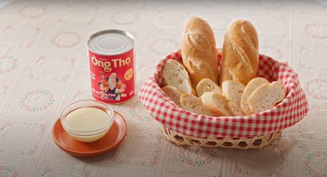 Bánh mì chấm sữa đặc – tự hào văn hóa ẩm thực Việt- Ảnh 1.