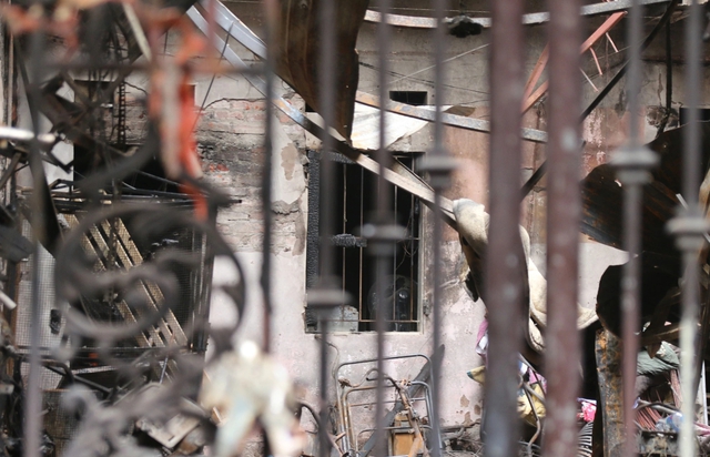 Vụ cháy nhà dân tại phố Trung Kính: Ngôi nhà đã được trang bị bình chữa cháy, các thành viên đều đã được tập huấn PCCC - Ảnh 2.