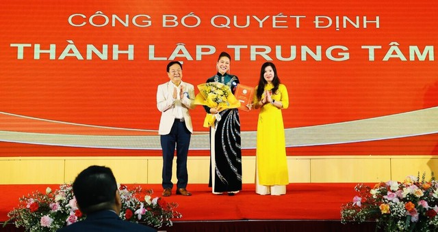 Phi Thanh Vân làm Giám đốc Trung tâm Văn hóa Nghệ thuật và Truyền thông - Ảnh 1.