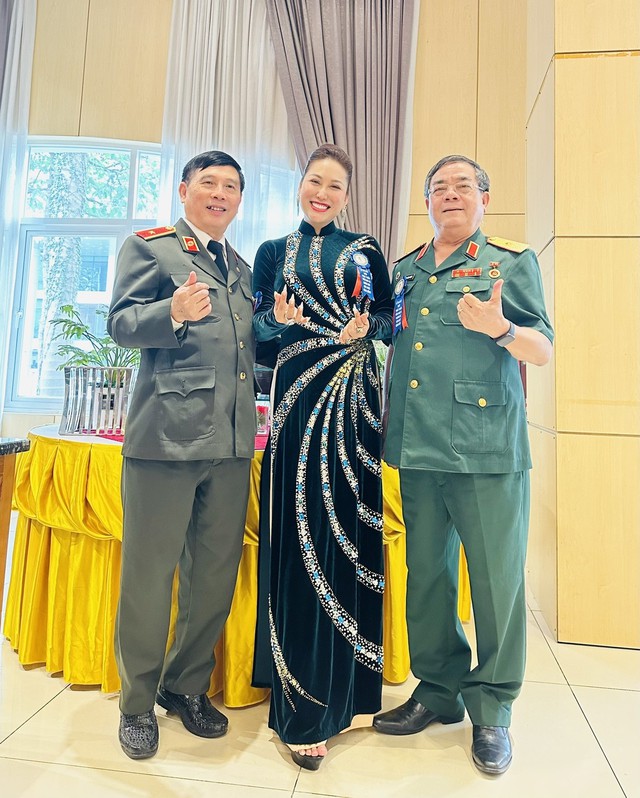 Phi Thanh Vân làm Giám đốc Trung tâm Văn hóa Nghệ thuật và Truyền thông - Ảnh 2.