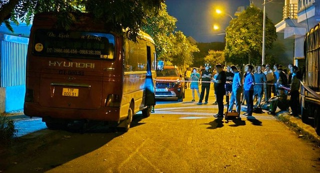 Tin sáng 1/6: Người phụ nữ ở Hà Nội đốt vàng mã bị phạt tiền do vi phạm về phòng cháy, chữa cháy; khởi tố thêm tài xế và 2 cô giáo vụ bé trai tử vong trên xe ô tô- Ảnh 5.