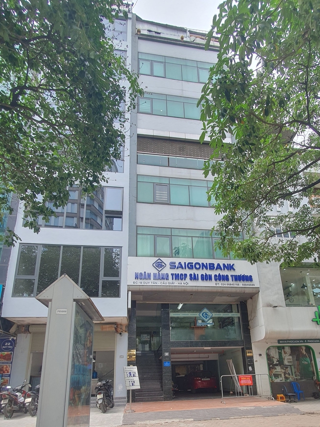 Một phòng giao dịch của Ngân hàng TMCP Sài Gòn công thương bị đình chỉ hoạt động- Ảnh 3.